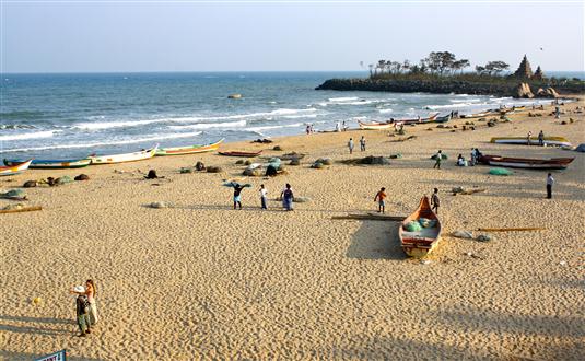 Mahabalipuram Beach tour with Antilog Vacations at Mahabalipuram South ...